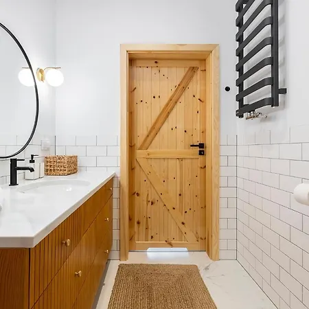 Homewell Wilson Park Ii Apartman *
