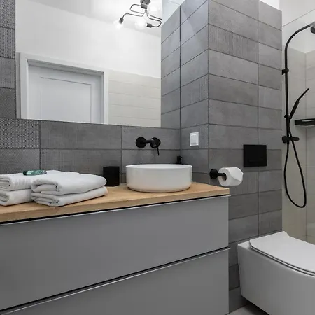Homewell Wilson Park Ii Apartment Poznan