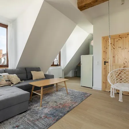 Homewell Wilson Park Ii Apartment Poznan